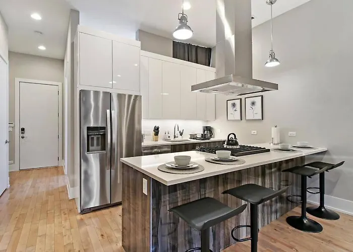 Well-equipped 2br With Laundry - Crosby 205 Apartment Chicago