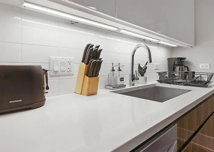 Well-equipped 2br With Laundry - Crosby 205 Chicago