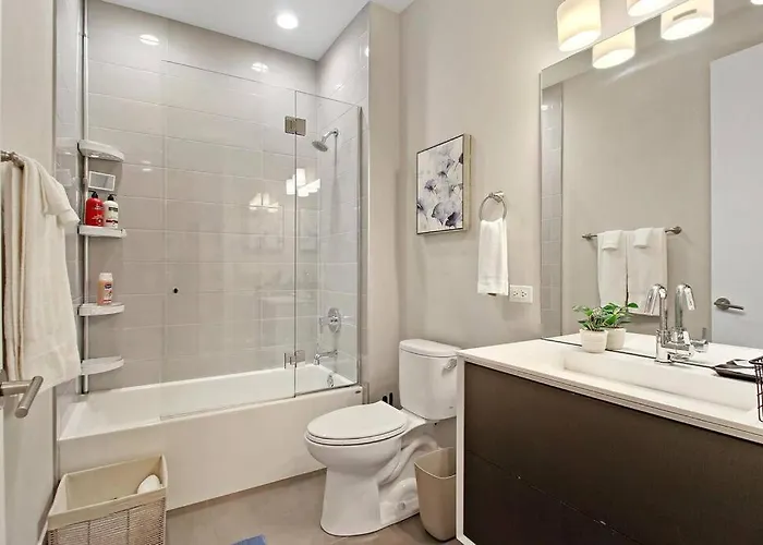 Apartment Well-equipped 2br With Laundry - Crosby 205 *